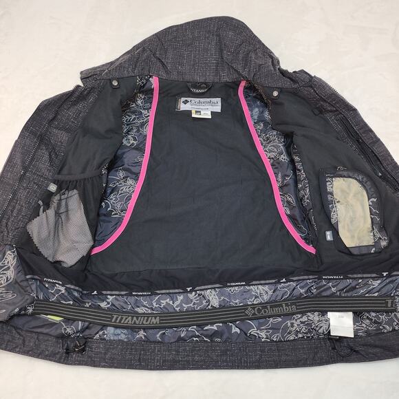 Columbia Jacket Womens XS Winter Black Gray Titanium Omni-Tech Snowboard Skiiing - Picture 12 of 14